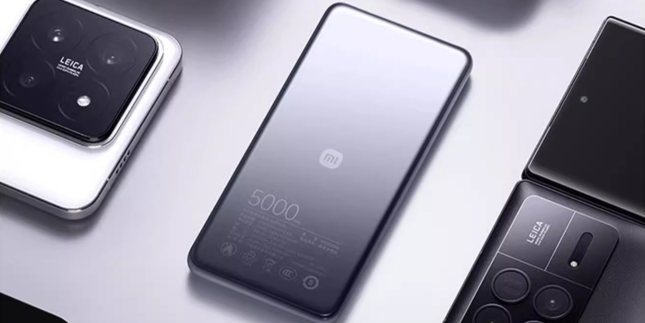Xiaomi-predstavila-ultra-tonkuyu-model-Power-Bank